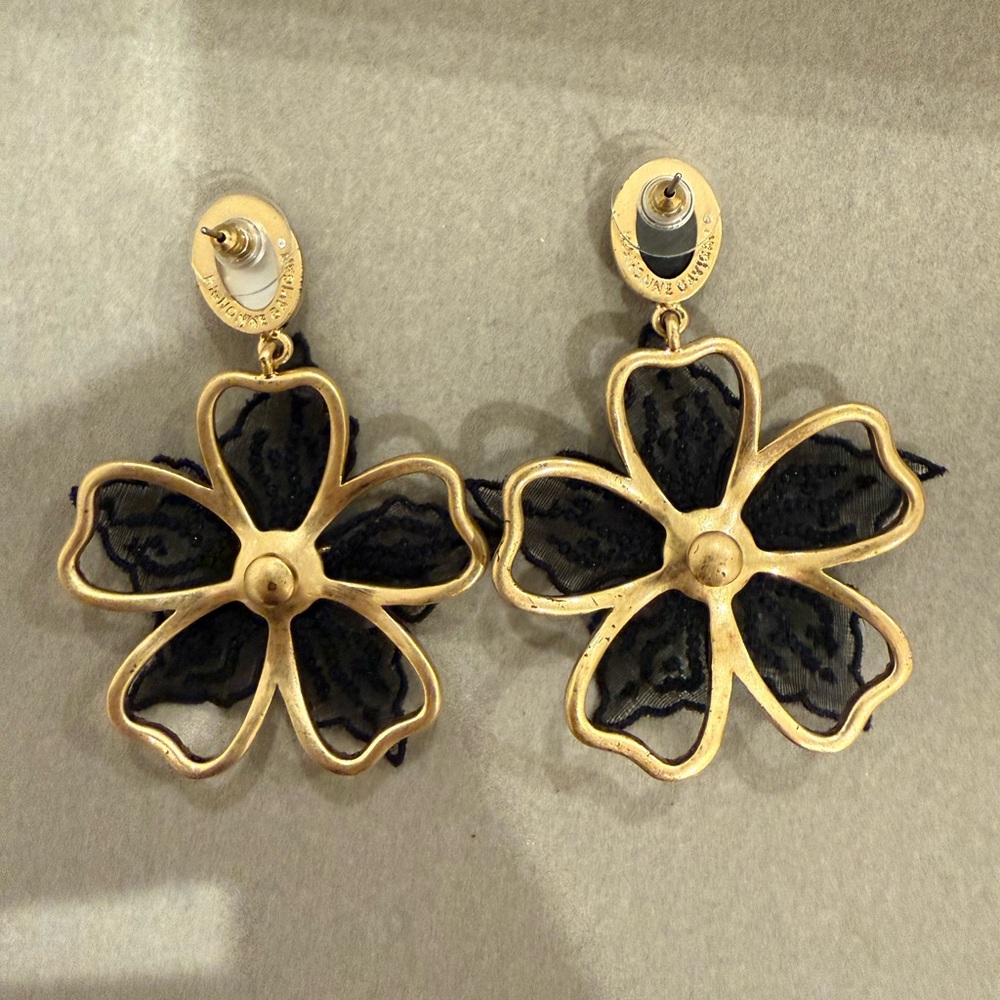 Mignonne Gavigan Black Floral Lace Drop Earrings with Gold Accents - Picture 4 of 5